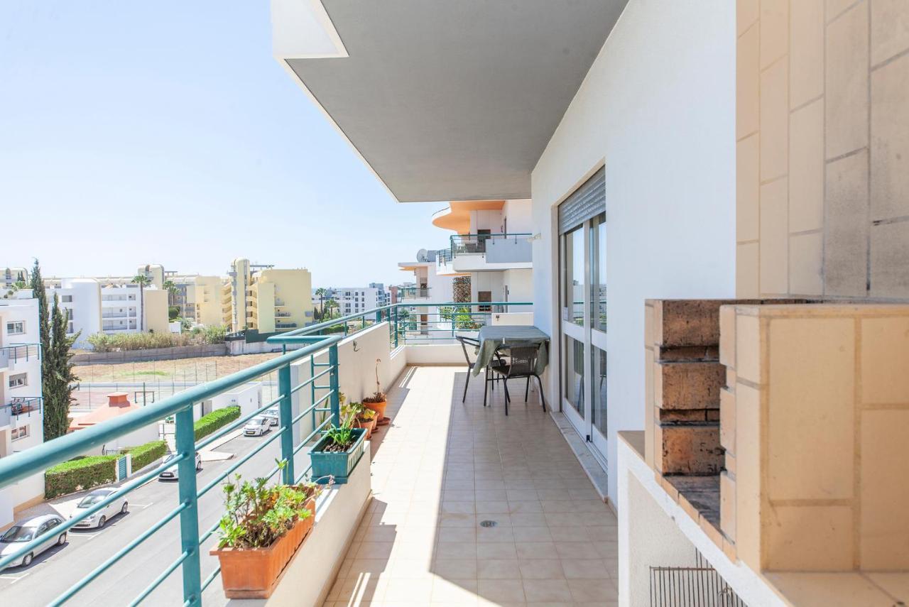 Feia-Traia Vestfuse Hotel Lagos Ngoại thất bức ảnh