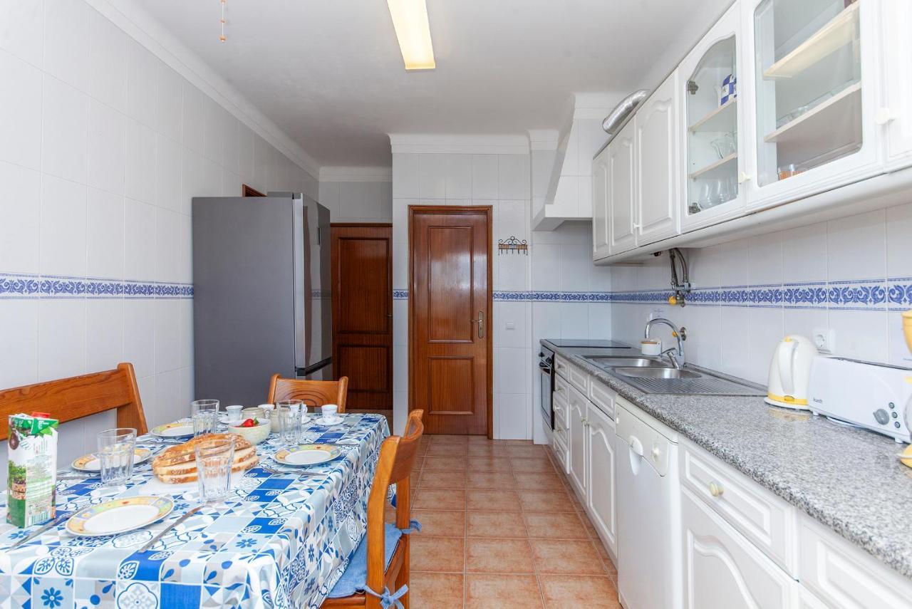 Feia-Traia Vestfuse Hotel Lagos Ngoại thất bức ảnh
